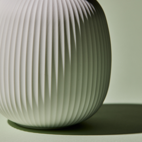 Lyngby Porcelain(リュンビューポーセリン)/Curve Vase H17.5 | 青山